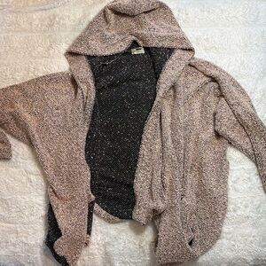 Elegant Hooded Women's Cardigan in Cream